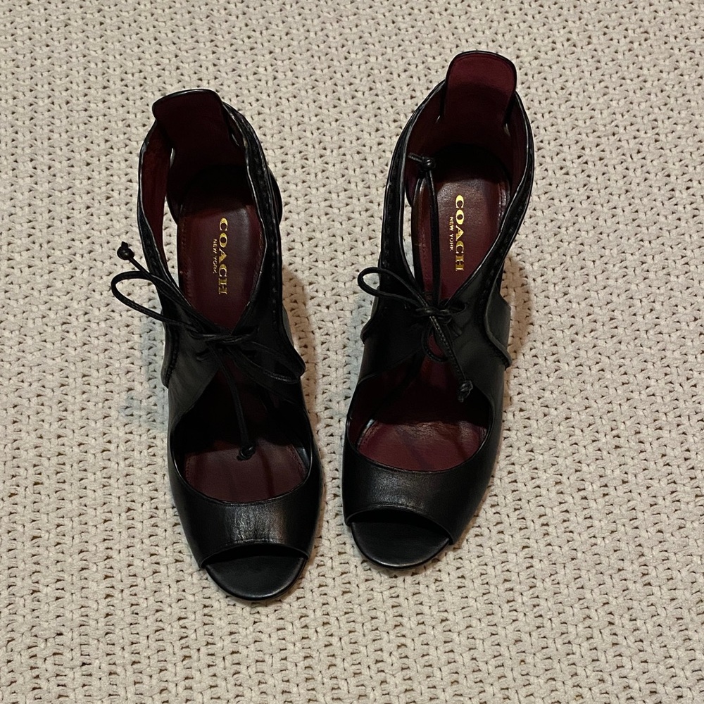 Vintage Coach Stiletto